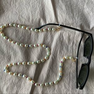 Sunglass chain